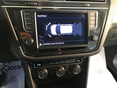 Volkswagen Tiguan Allspace 2.0 TDI SCR DSG Business BMT (9)