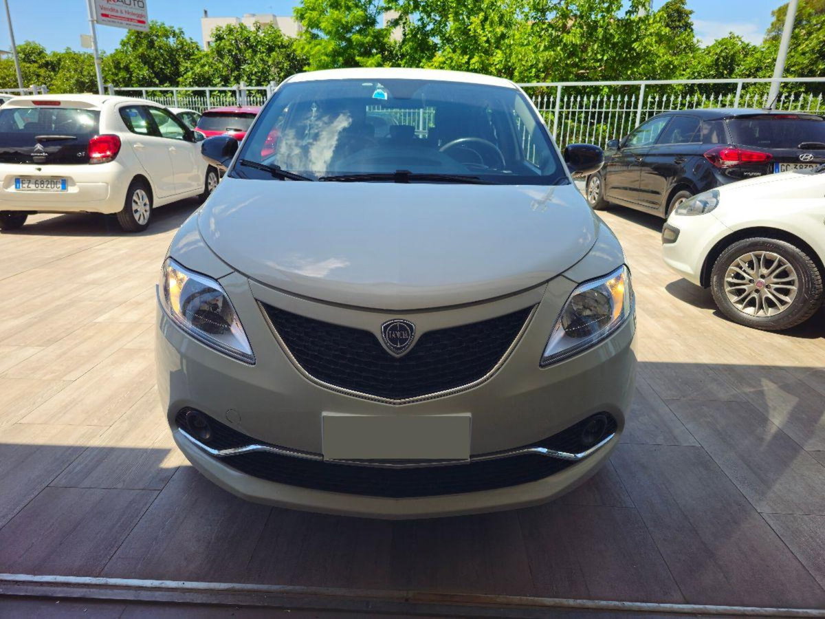 Lancia Ypsilon 1.3 MJT 16V 95 CV 5 porte S&S Platinum
