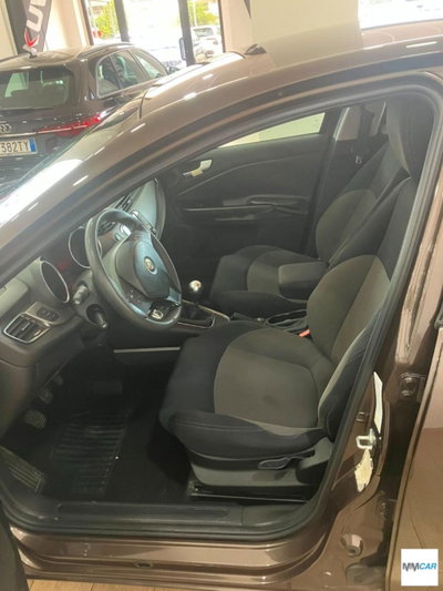 Alfa Romeo Giulietta 1.6 JTDm-2 Giulietta (10)
