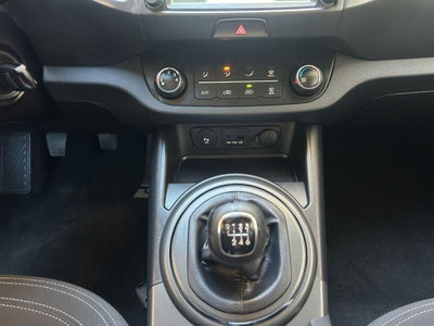 Kia Sportage 1.7 CRDI VGT 2WD Cool (17)