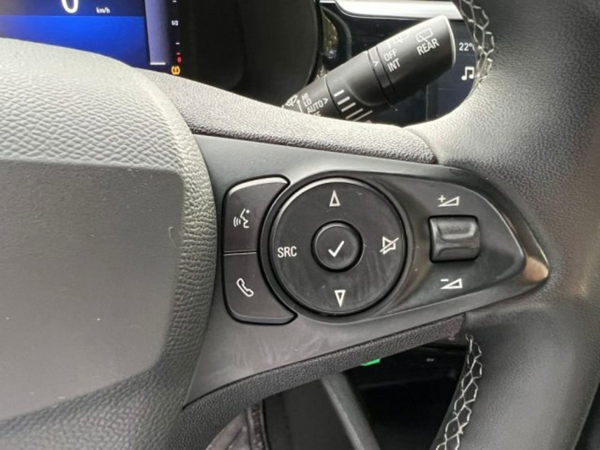 Opel Corsa 1.2 GS s&s 75cv (17)