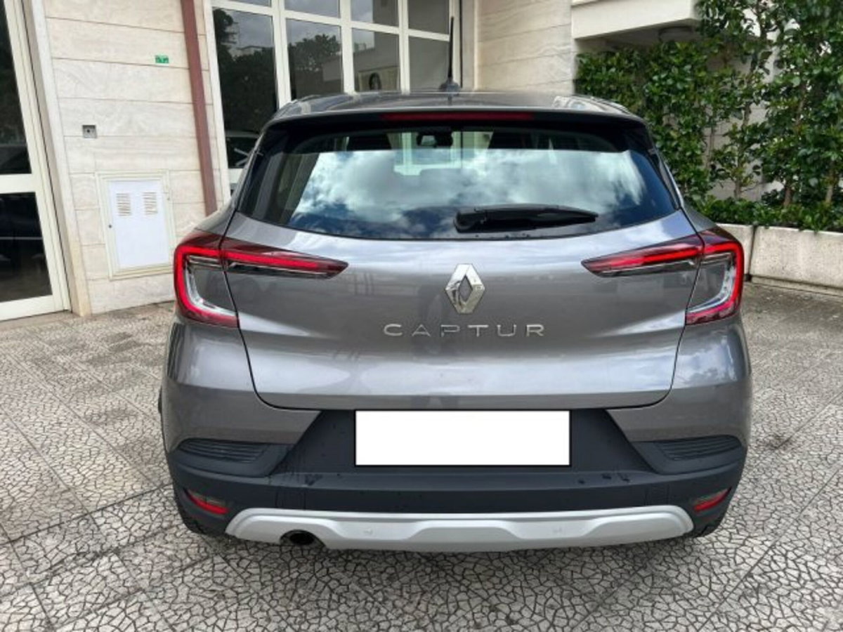 Renault Captur Blue dCi 115 CV EDC Business (5)