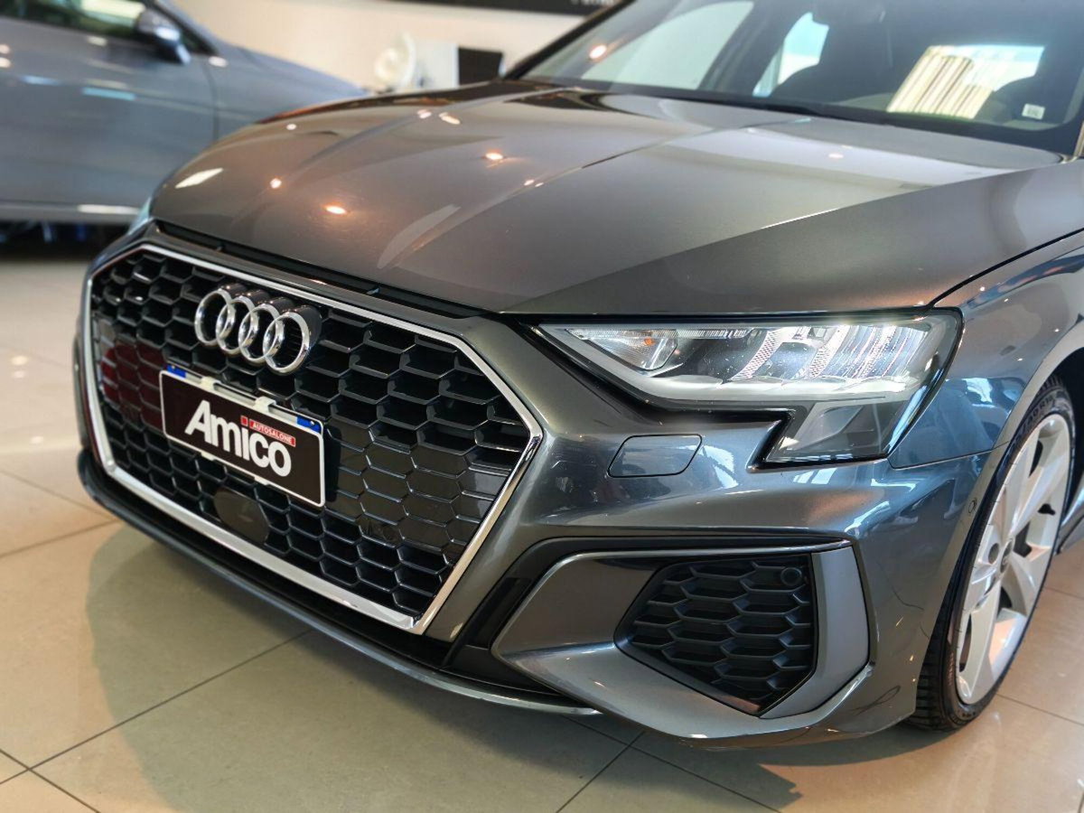 Audi A3 Sportback 30 TDI S line edition (3)
