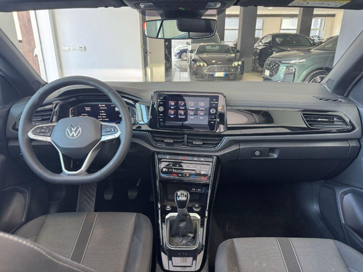 Volkswagen T-Roc 1.5 TSI ACT Style BlueMotion Technology (17)