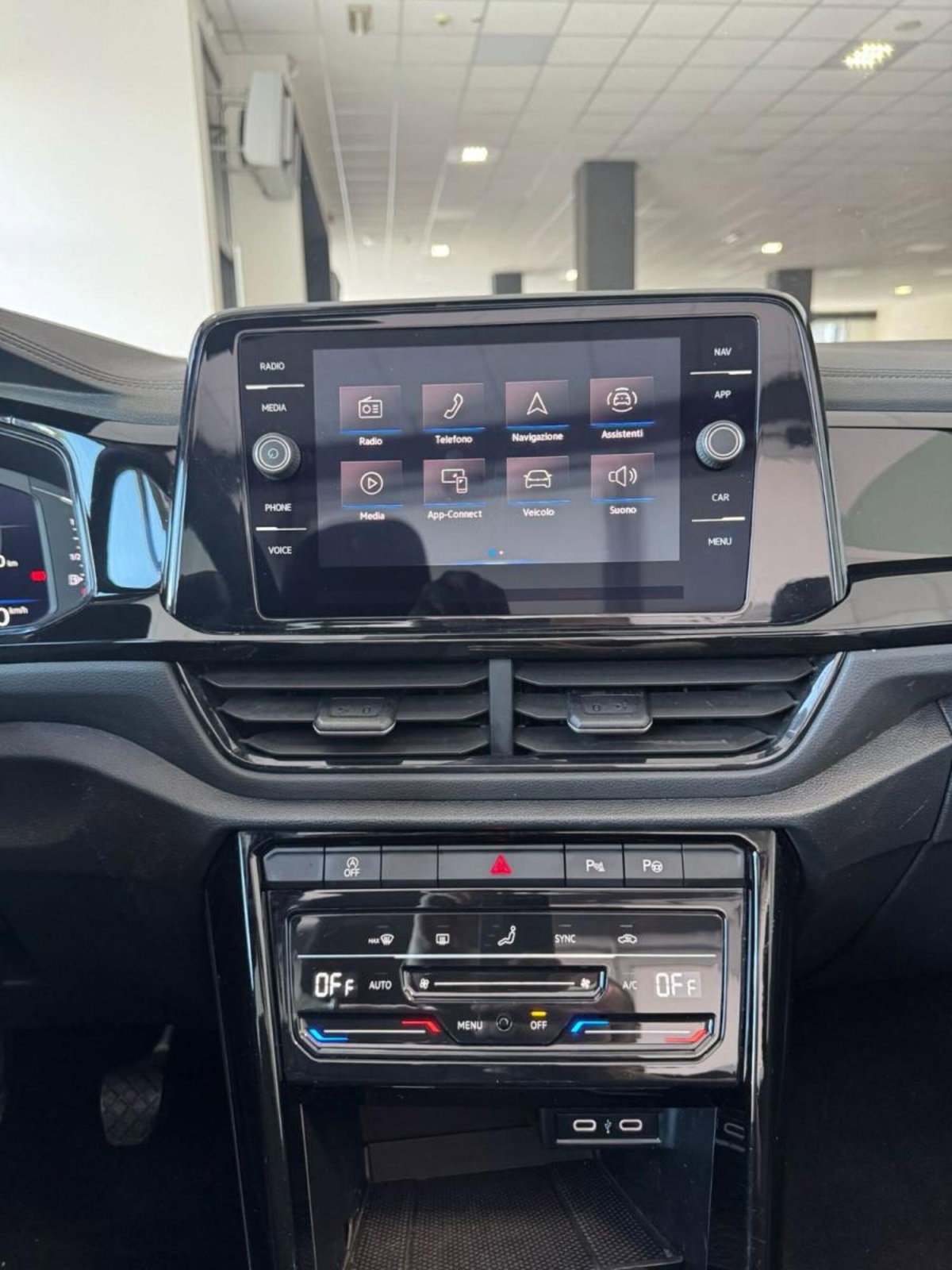 Volkswagen T-Roc 1.5 TSI ACT Style BlueMotion Technology (19)