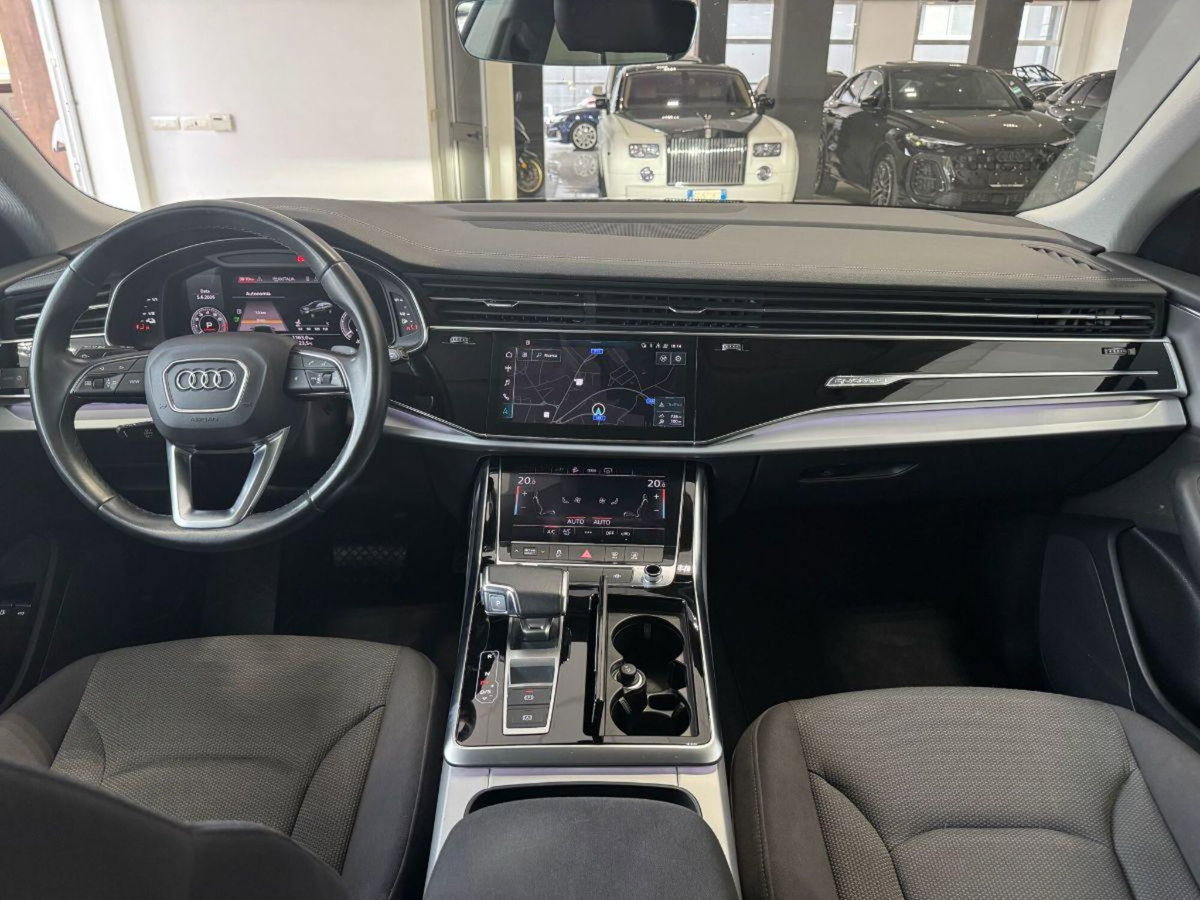 Audi Q8 Q8 55 TFSI e quattro tiptronic (14)