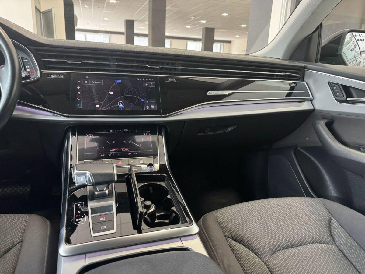 Audi Q8 Q8 55 TFSI e quattro tiptronic (16)