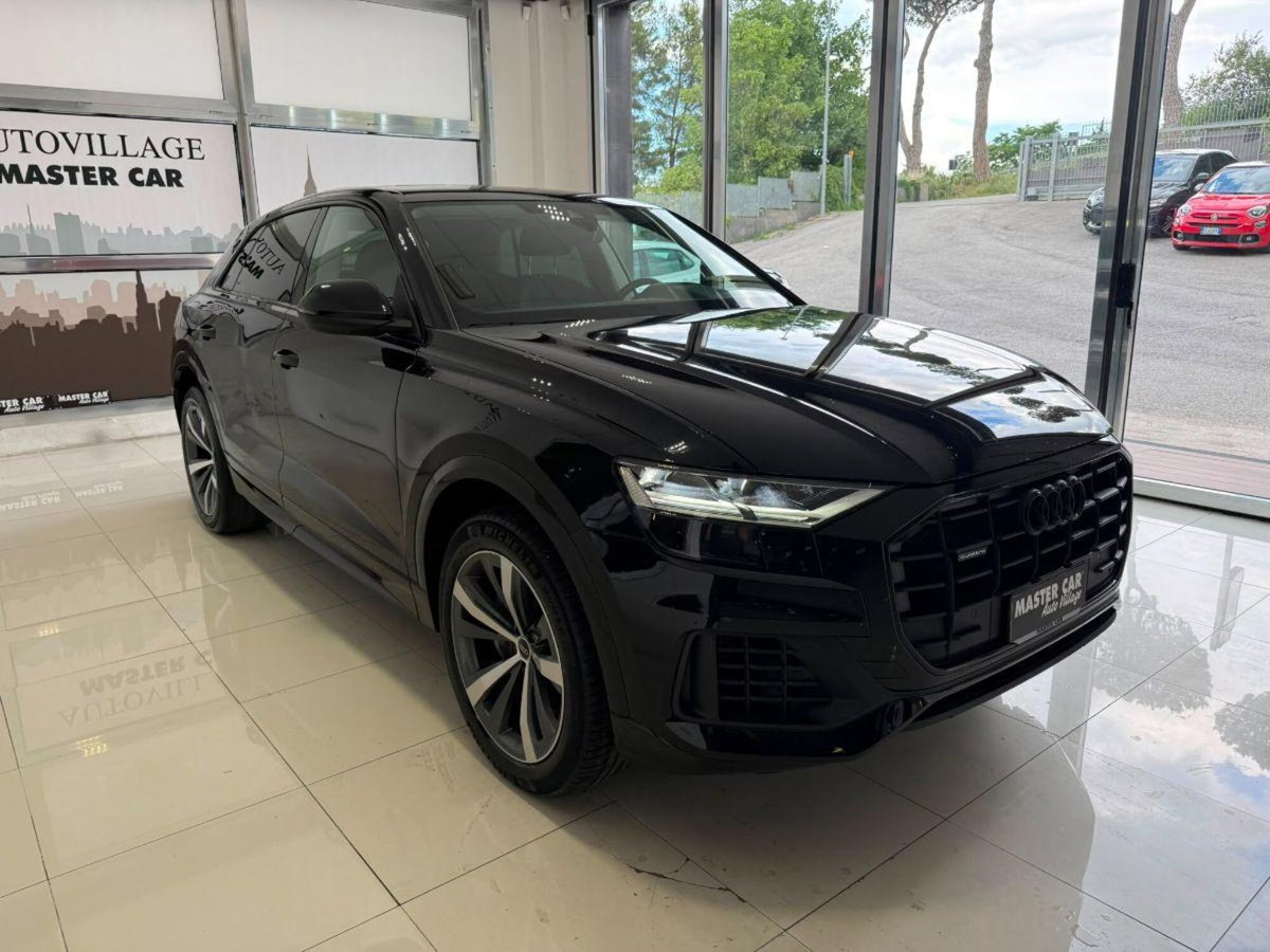 Audi Q8 Q8 55 TFSI e quattro tiptronic (3)