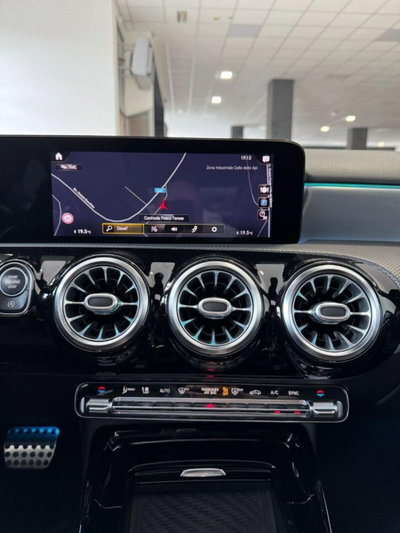 Mercedes-Benz Classe A 45 AMG 4Matic Automatic (18)