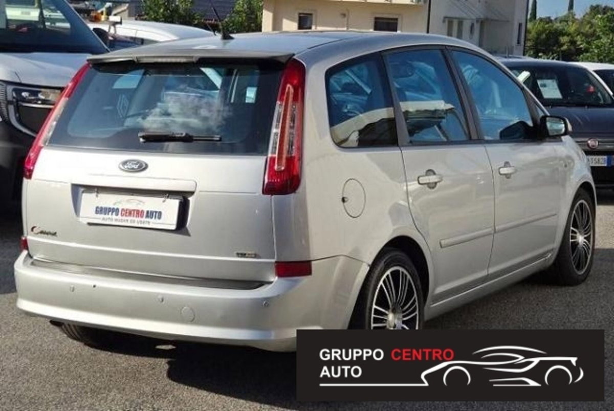 Ford C-Max 1.6 TDCi 90 CV Titanium (5)