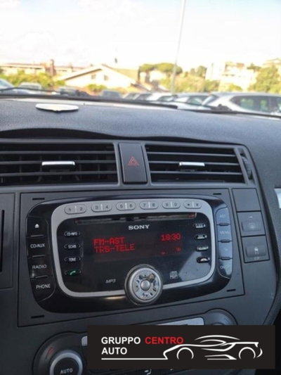 Ford C-Max 1.6 TDCi 90 CV Titanium (9)