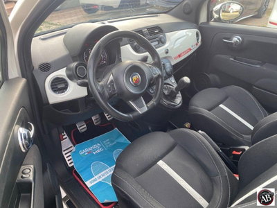 Abarth 500 1.4 Turbo T-Jet Custom (11)