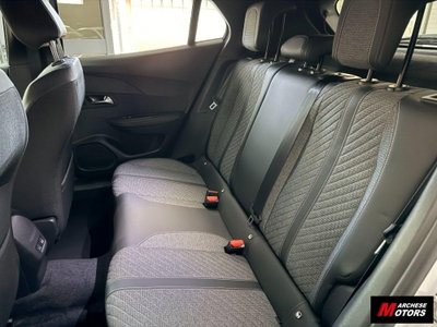 Peugeot 2008 PureTech 100 S&S Allure Pack (16)