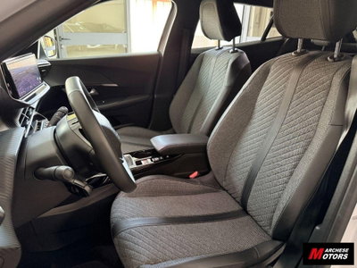 Peugeot 2008 PureTech 100 S&S Allure Pack (9)