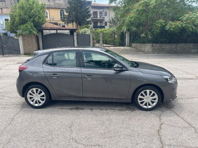 Opel Corsa 1.5 D 100 CV (4)