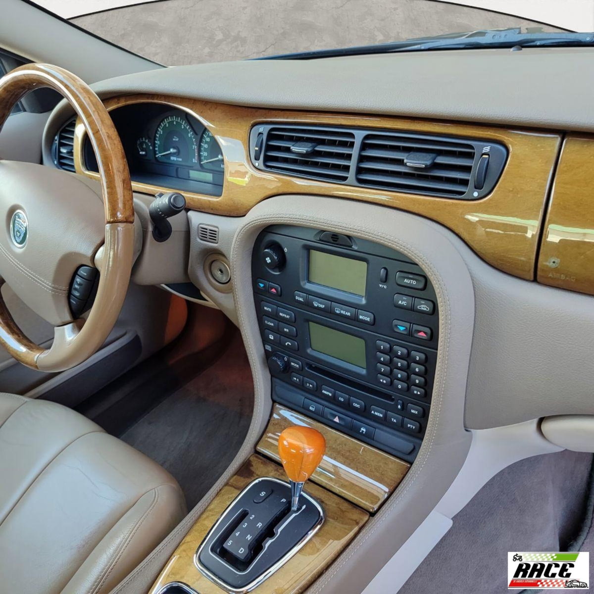 Jaguar S-Type (X202) 2.5 V6 24V cat Executive (14)