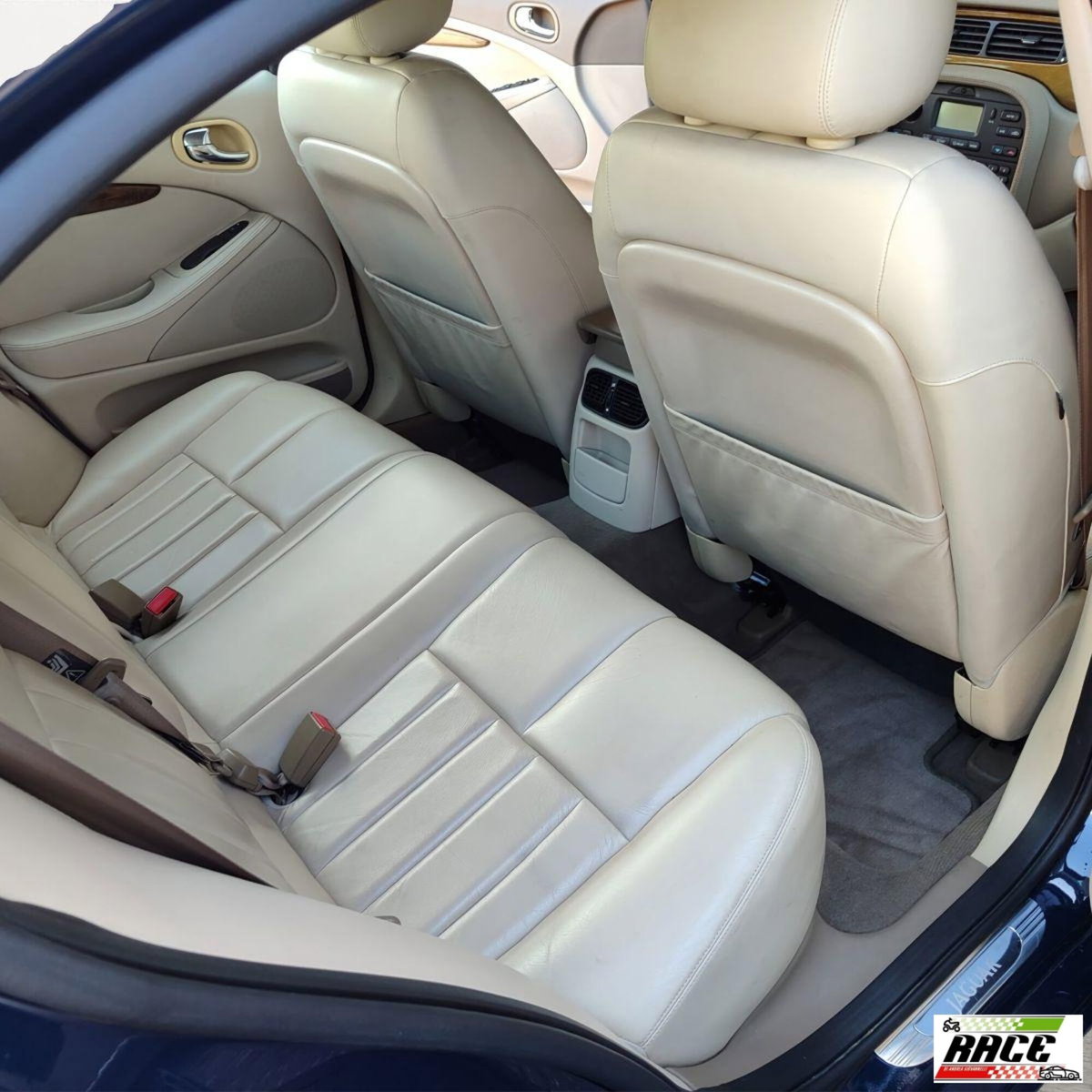 Jaguar S-Type (X202) 2.5 V6 24V cat Executive (19)