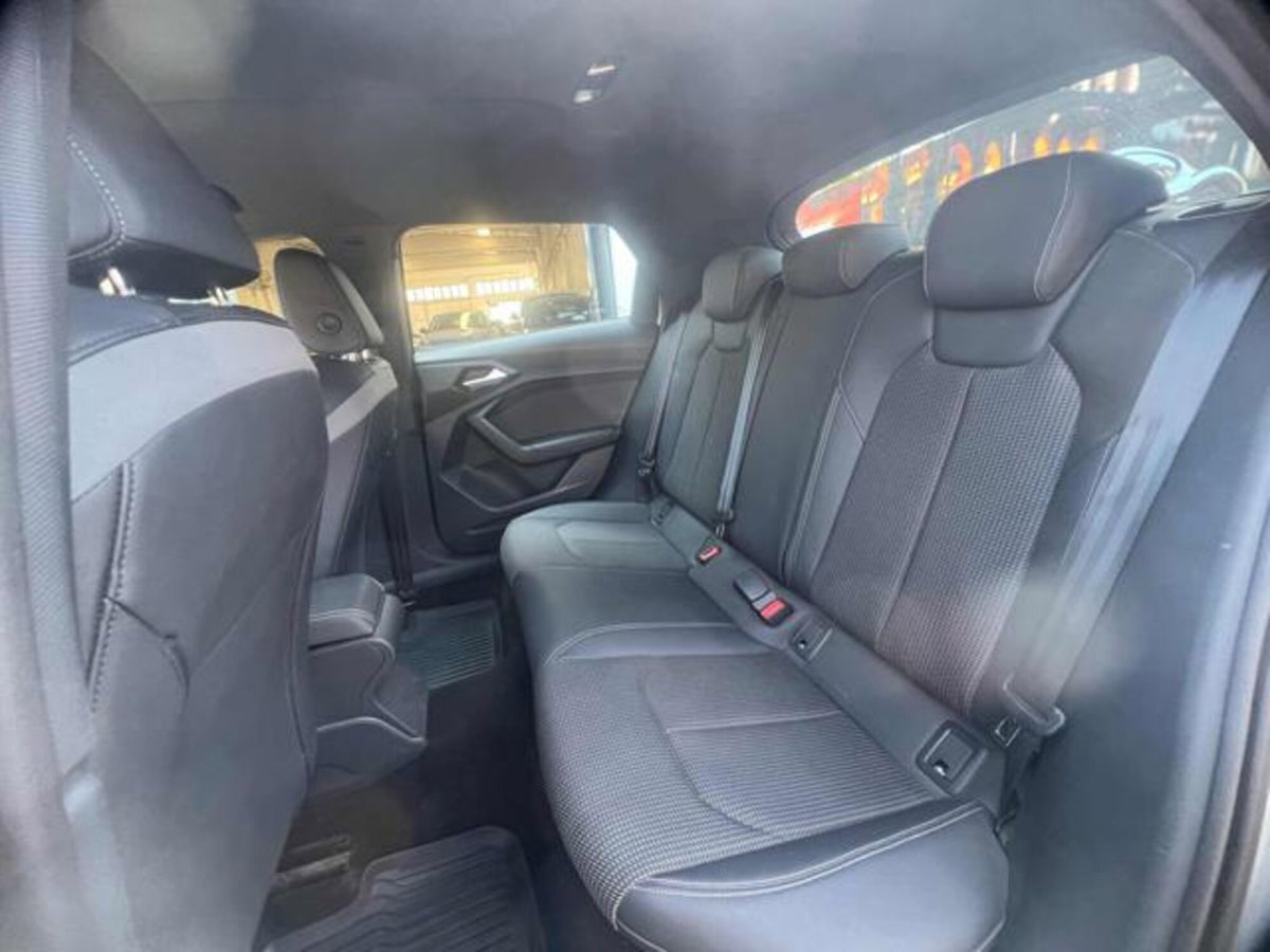 Audi A1 allstreet allstreet 35 TFSI Admired (13)