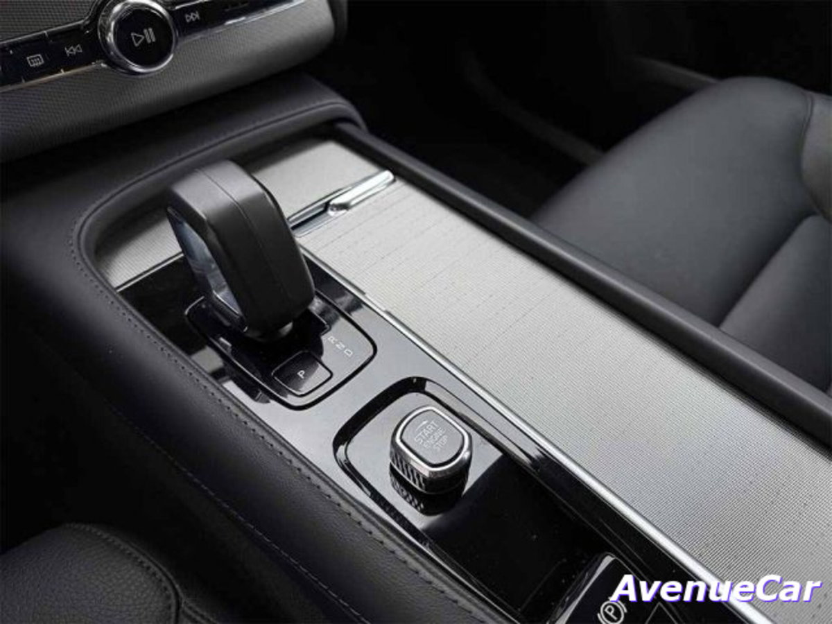 Volvo XC90 B5 (d) AWD automatico 7 posti Core (15)