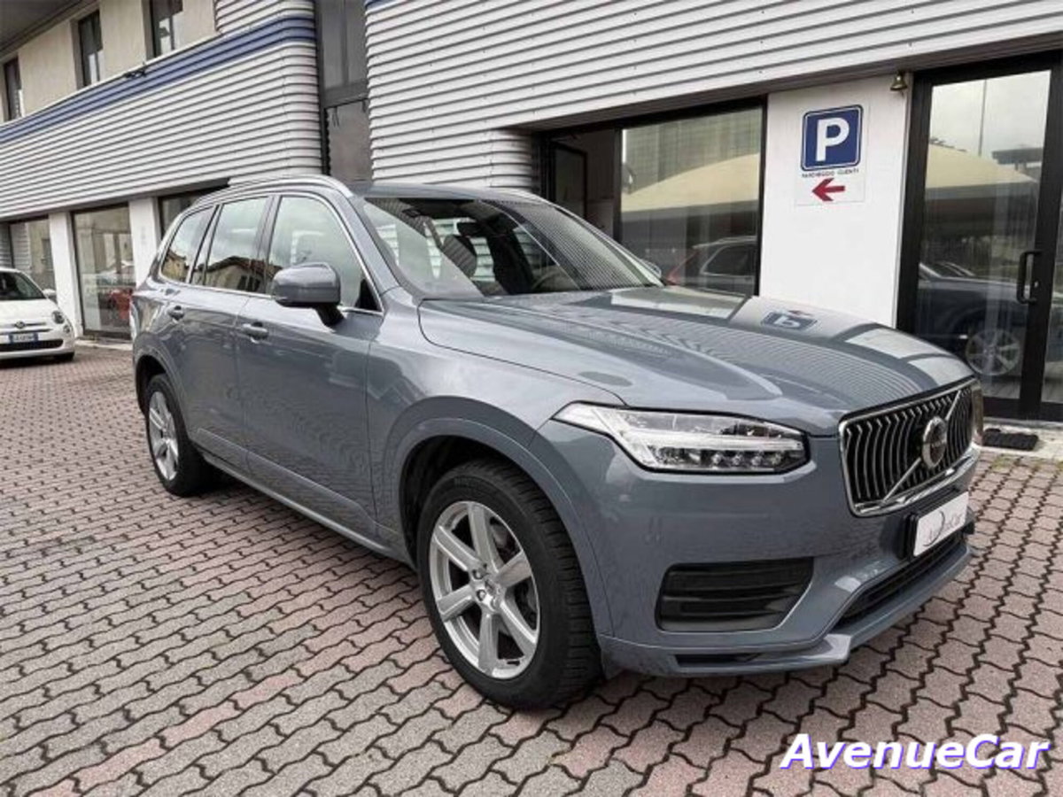 Volvo XC90 B5 (d) AWD automatico 7 posti Core (3)