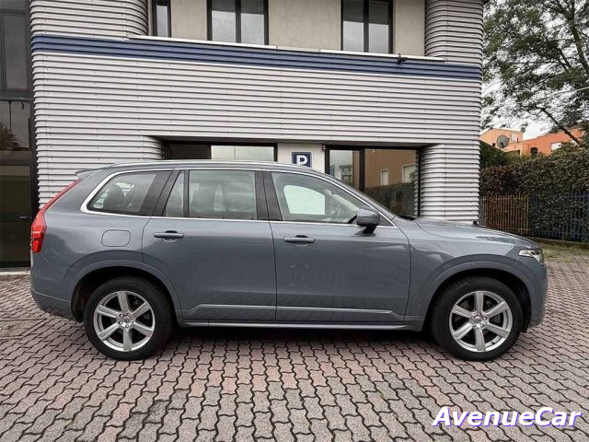 Volvo XC90 B5 (d) AWD automatico 7 posti Core (4)