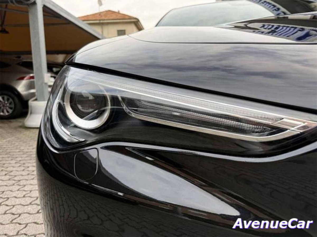 Alfa Romeo Stelvio 2.2 t Veloce Q4 210cv auto (11)
