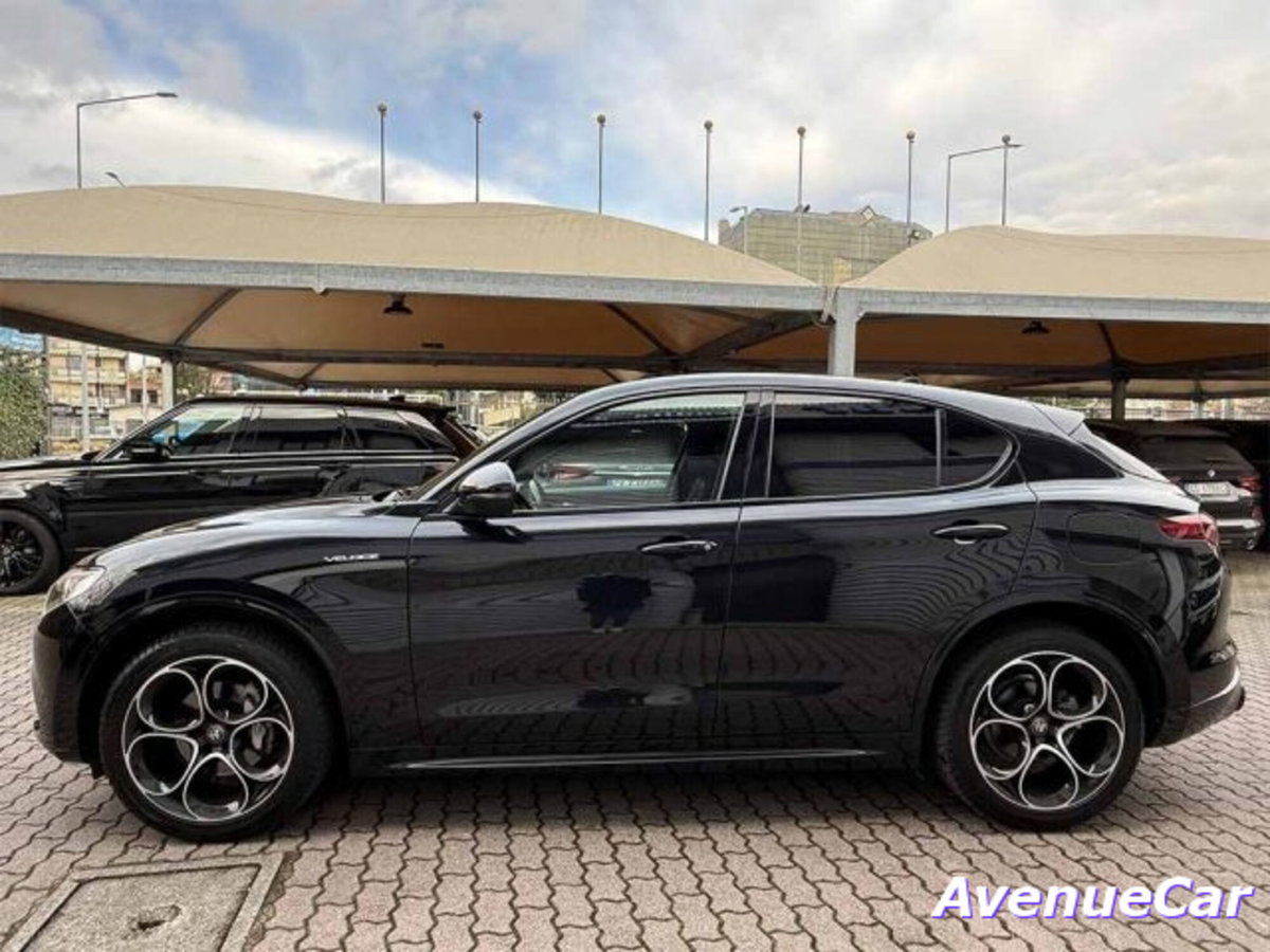 Alfa Romeo Stelvio 2.2 t Veloce Q4 210cv auto (9)