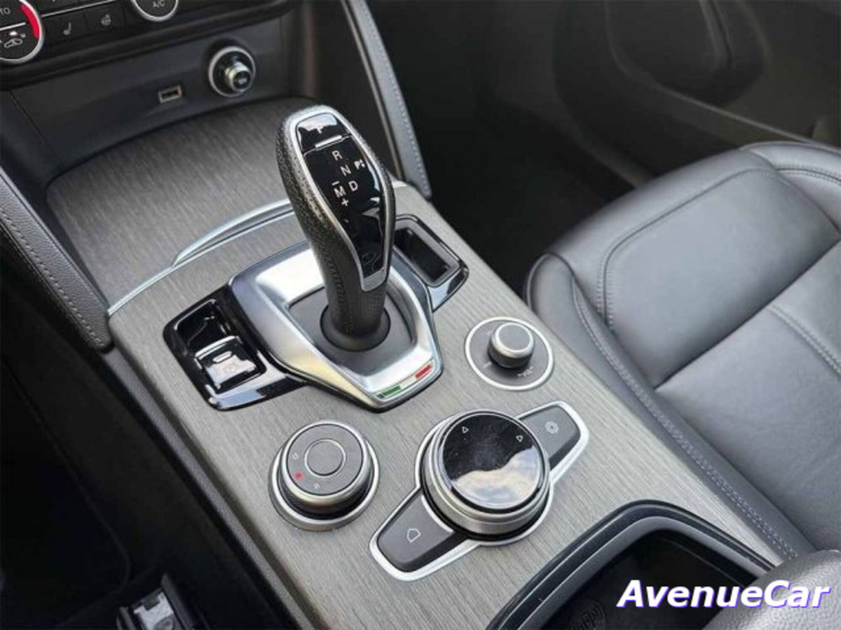 Alfa Romeo Stelvio Stelvio 2.2 Turbodiesel 210 CV AT8 Q4 Veloce (18)