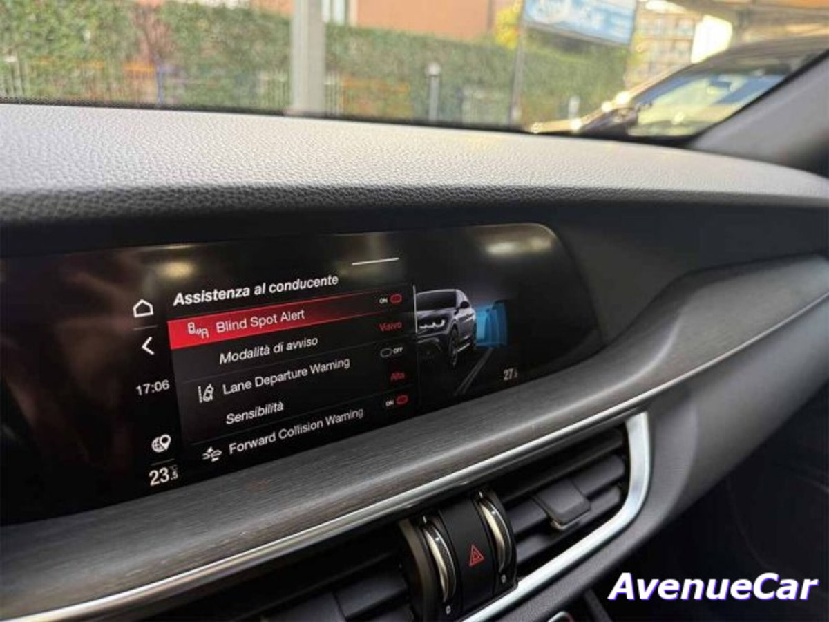 Alfa Romeo Stelvio Stelvio 2.2 Turbodiesel 210 CV AT8 Q4 Veloce (19)