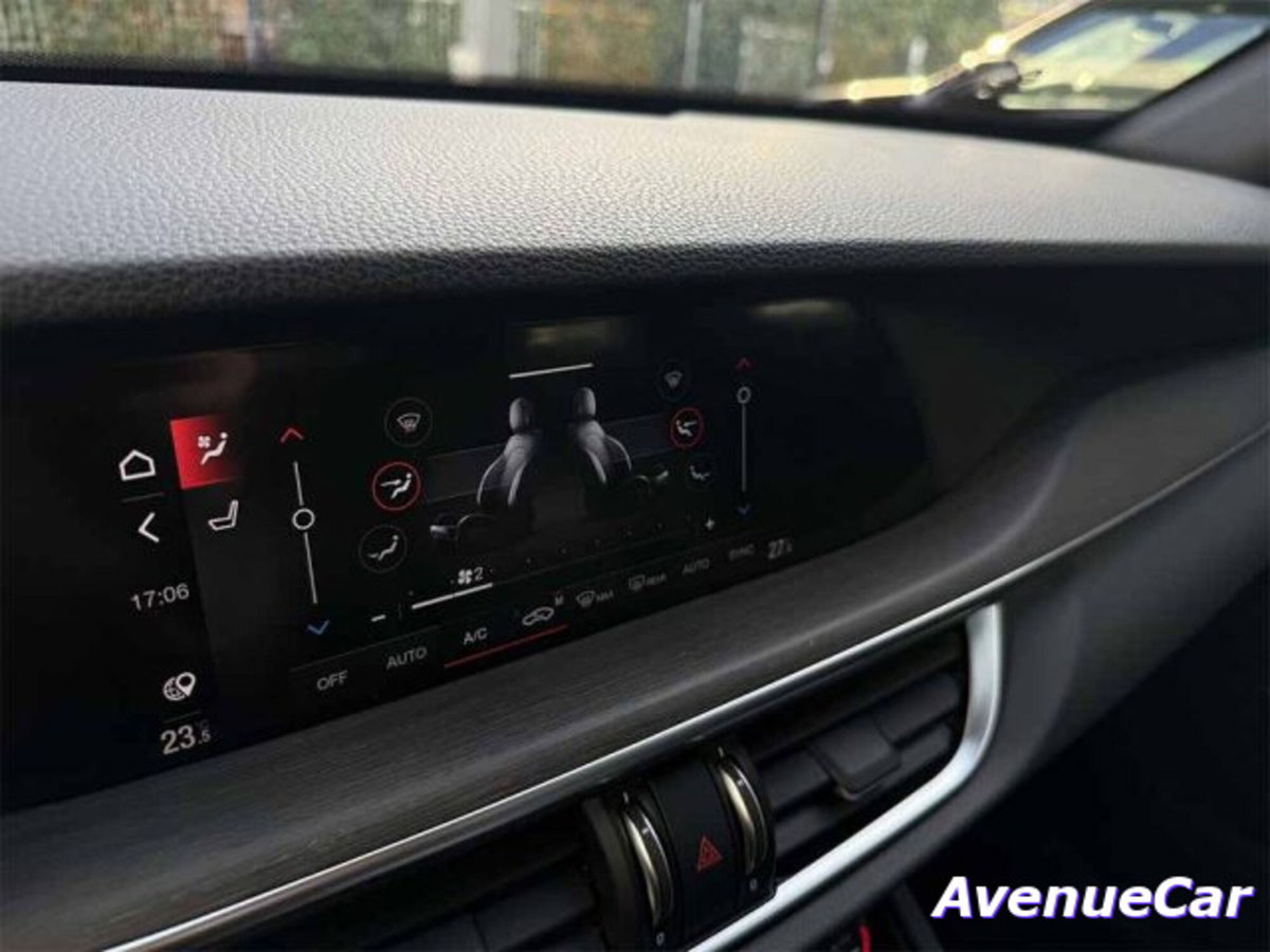 Alfa Romeo Stelvio Stelvio 2.2 Turbodiesel 210 CV AT8 Q4 Veloce (20)