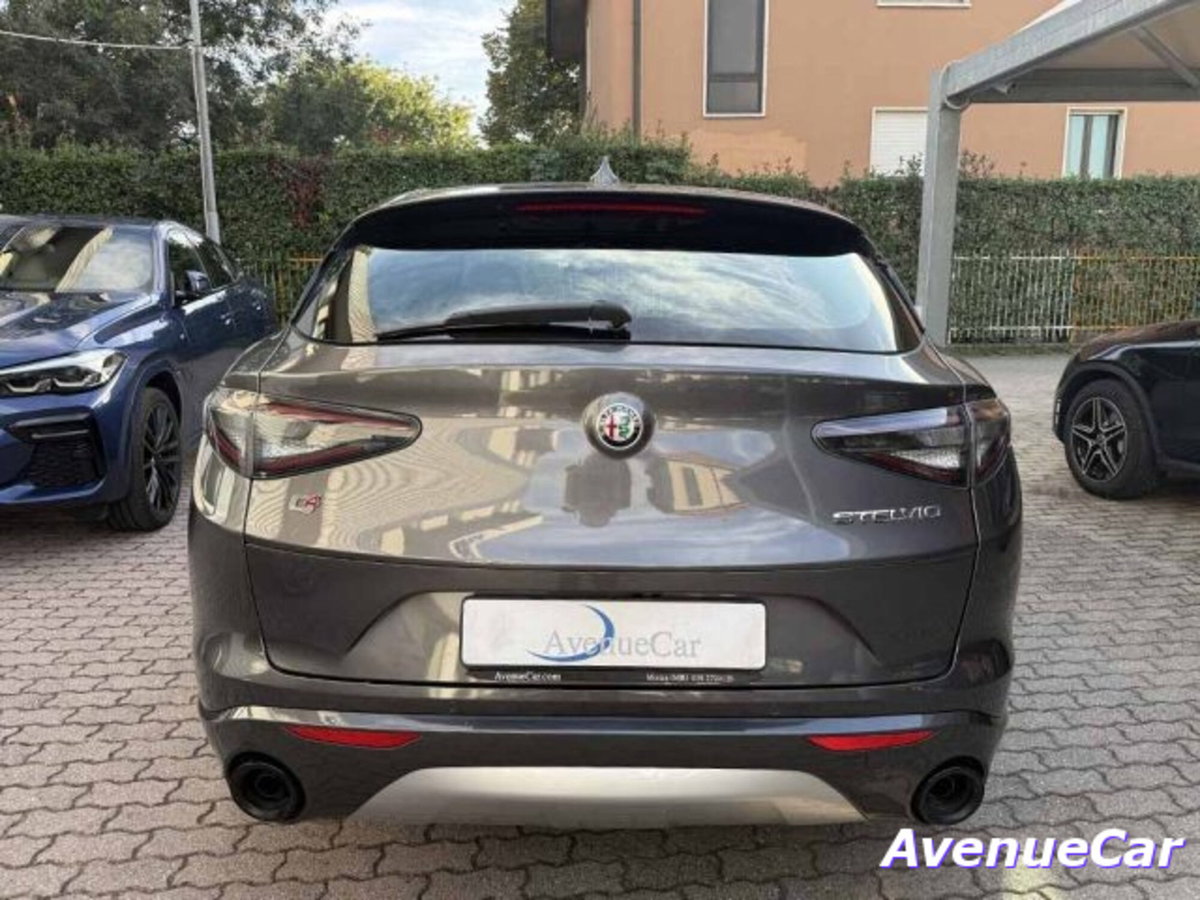 Alfa Romeo Stelvio Stelvio 2.2 Turbodiesel 210 CV AT8 Q4 Veloce (6)