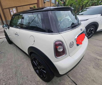 MINI Mini 1.6 16V Cooper (7)