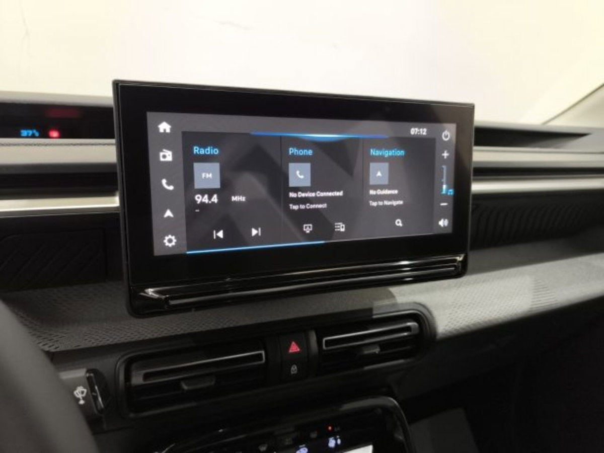 Citroen C3 1.2 puretech turbo Max 100cv s&s (14)