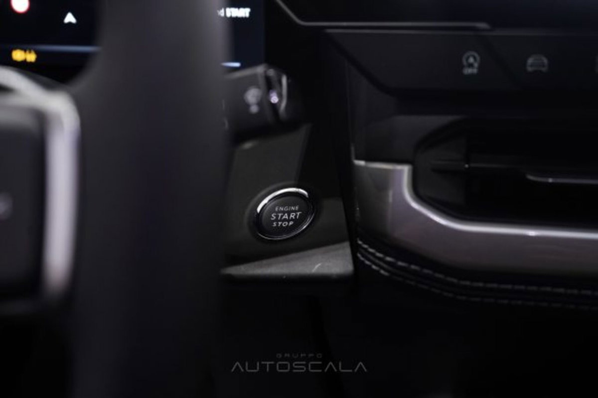 Jeep Compass 1.2 turbo e-hybrid mhev First Edition fwd 145cv edct6 (15)