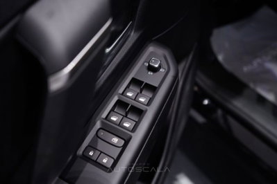 Jeep Compass 1.2 turbo e-hybrid mhev First Edition fwd 145cv edct6 (8)
