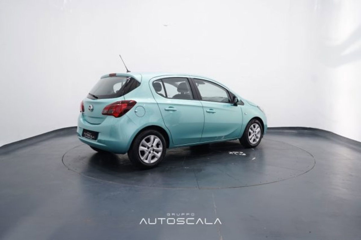 Opel Corsa 1.2 5 porte n-Joy (6)