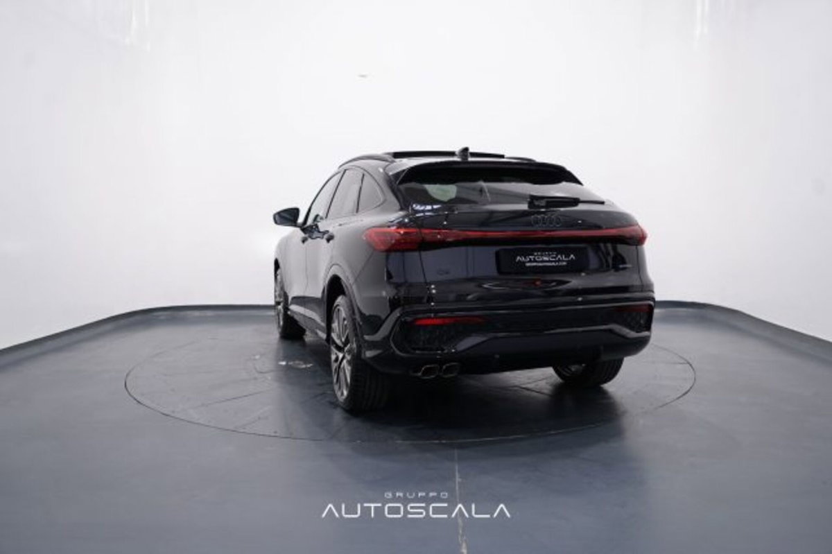 Audi Q5 2.0 tdi mhev+ S line edition quattro 204cv s-tronic (4)
