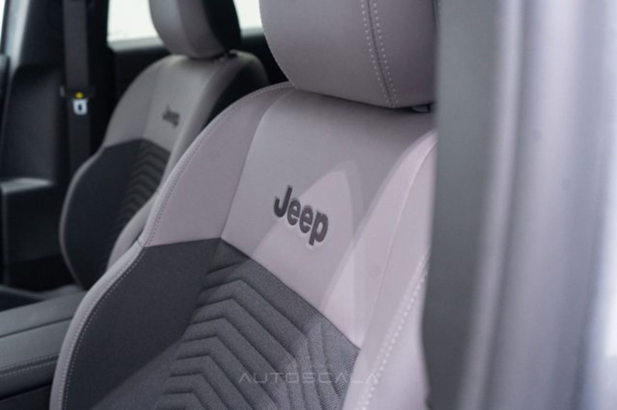 Jeep Compass 1.2 turbo e-hybrid mhev First Edition fwd 145cv edct6 (12)
