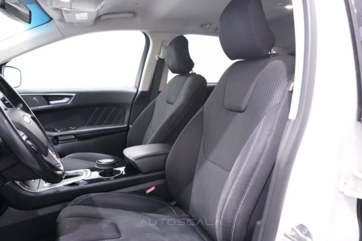 Ford Edge 2.0 TDCI 210 CV AWD Start&Stop Powershift Titanium (11)