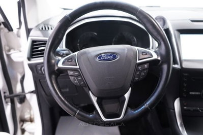 Ford Edge 2.0 TDCI 210 CV AWD Start&Stop Powershift Titanium (13)