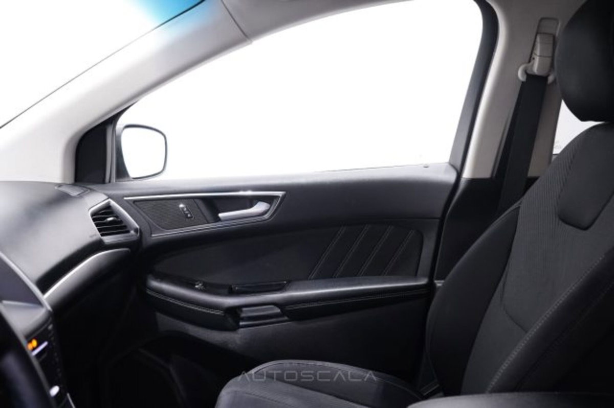 Ford Edge 2.0 TDCI 210 CV AWD Start&Stop Powershift Titanium (20)