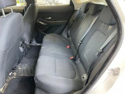 Jaguar E-Pace 2.0D 150 CV AWD (11)