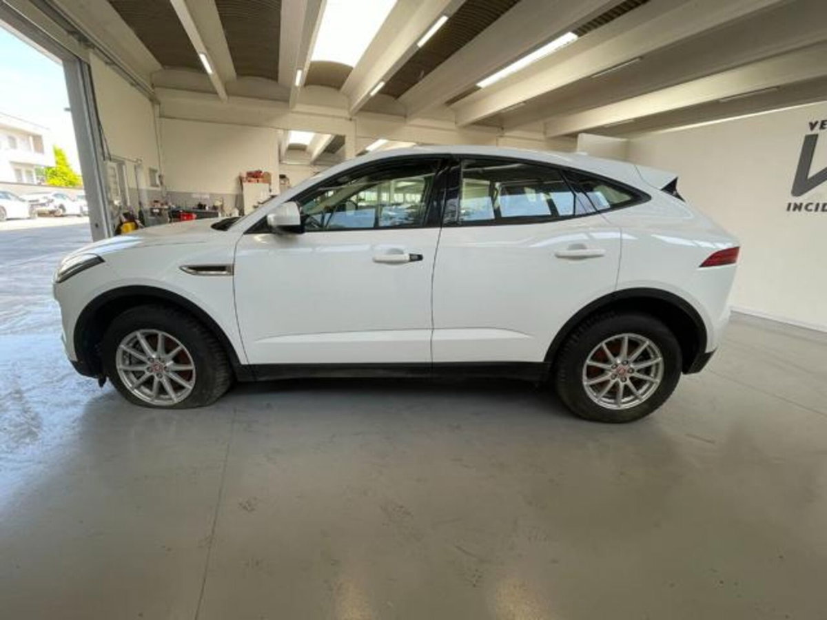 Jaguar E-Pace 2.0D 150 CV AWD (4)