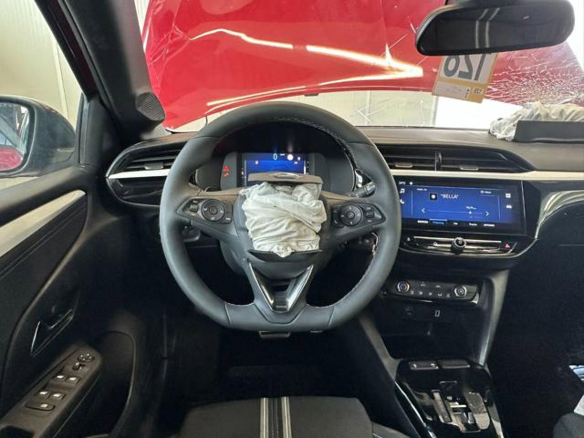 Opel Corsa 1.2 hybrid GS 100cv dct6 (15)