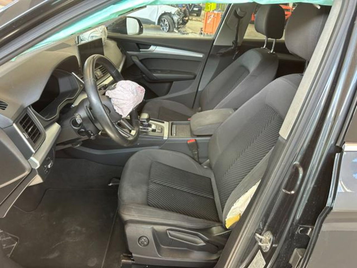 Audi Q5 40 TDI 204 CV quattro S tronic Business (10)