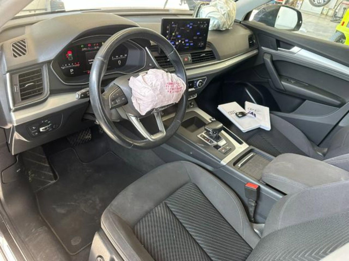 Audi Q5 40 TDI 204 CV quattro S tronic Business (12)