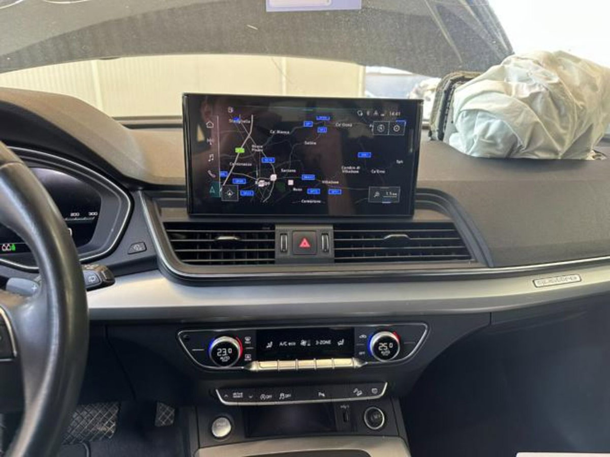 Audi Q5 40 TDI 204 CV quattro S tronic Business (15)