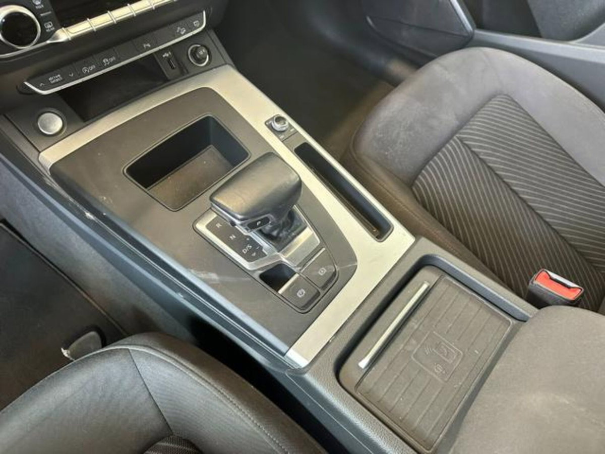 Audi Q5 40 TDI 204 CV quattro S tronic Business (16)