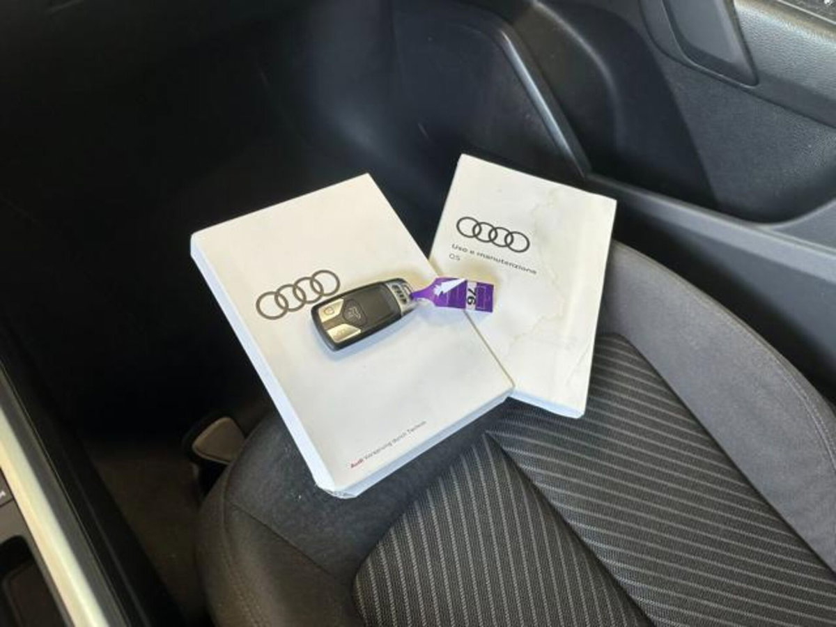 Audi Q5 40 TDI 204 CV quattro S tronic Business (17)