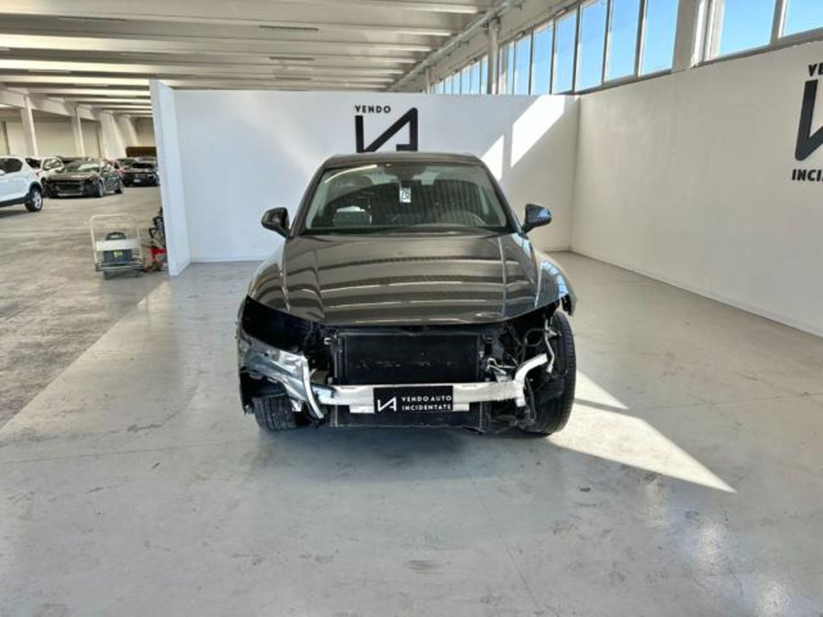 Audi Q5 40 TDI 204 CV quattro S tronic Business (2)